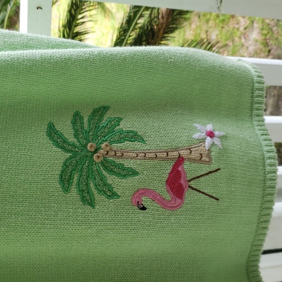 MANDAL BAY Lady's Sleeveless Summer Vest with Flamingos and Palm 🌴 Trees - Picture 4 of 7